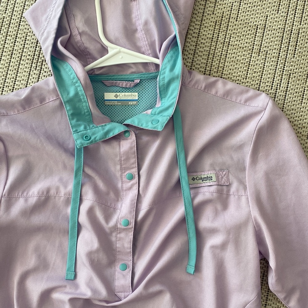Columbia Pullover - Picture 2 of 7